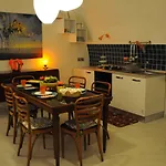 Luisa\'s Houses